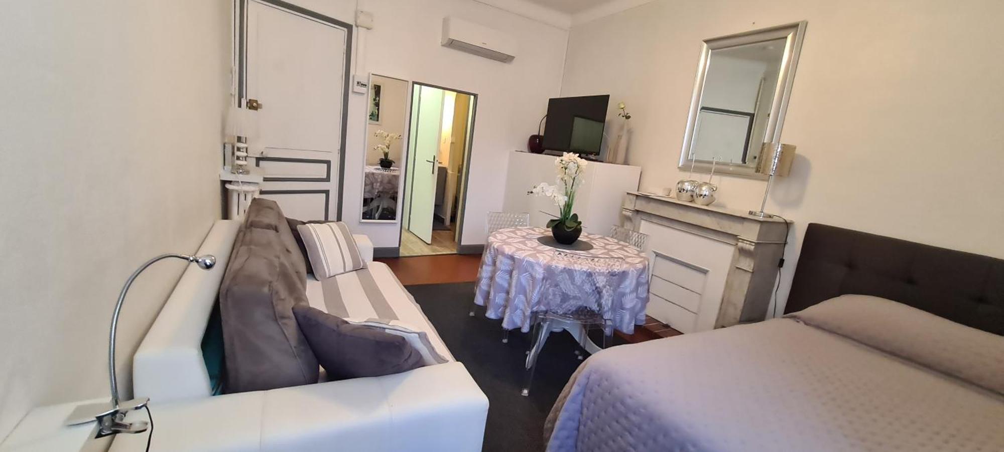 Seayousoon Inn Cannes - Studios Екстер'єр фото